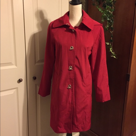 London Fog coat size small - Picture 2 of 6